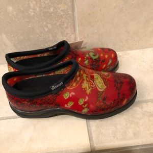 Sloggers Gardening Clogs new with tag